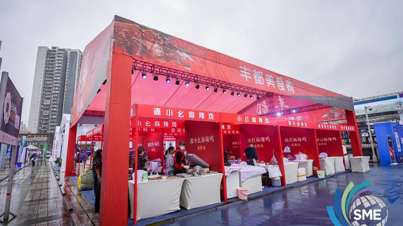 选择展览展示服务公司时，要考察其综合实力。可以从以下几个方面入手：